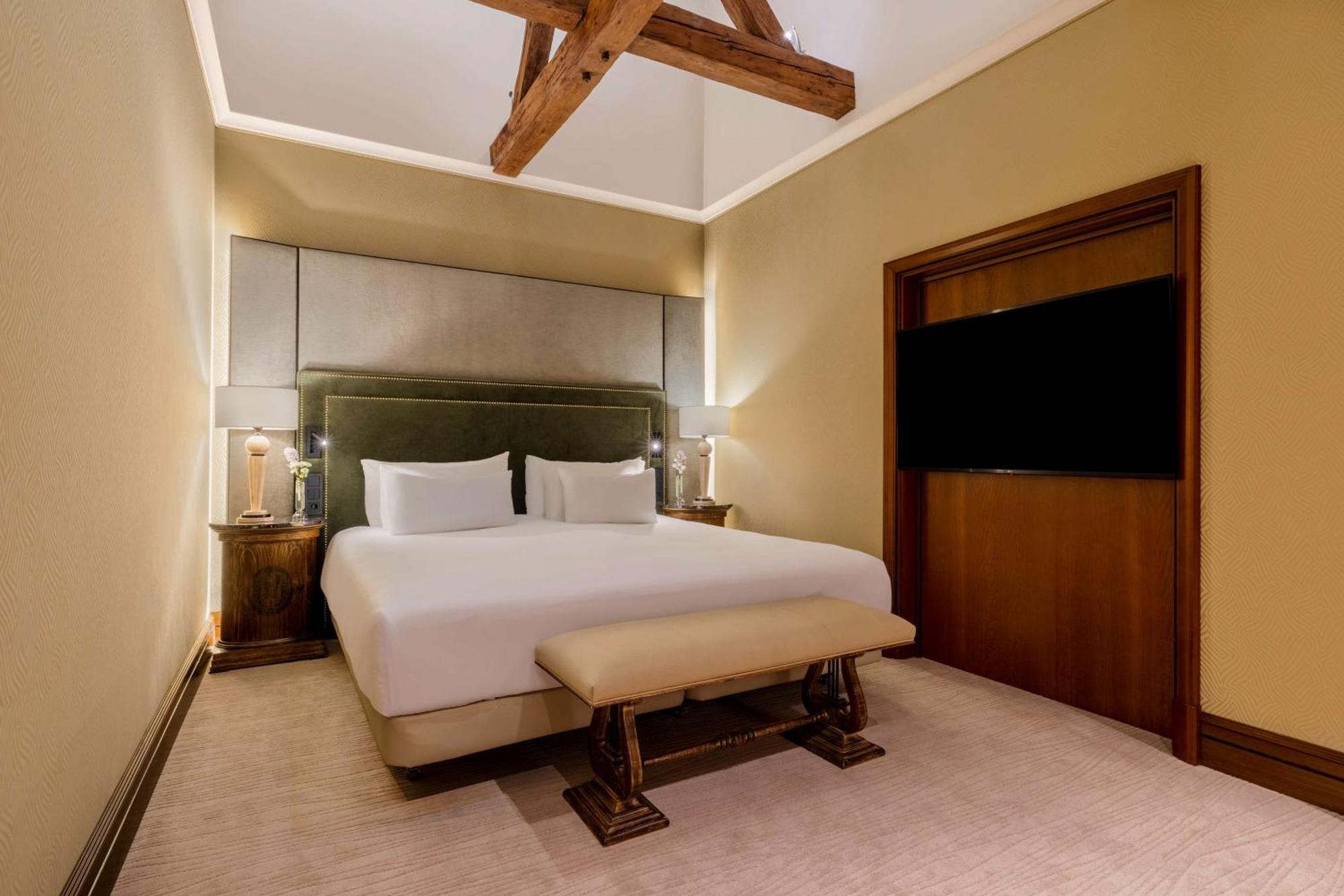 Nh Collection Prague Carlo IV Hotel Exterior photo A bedroom at the hotel