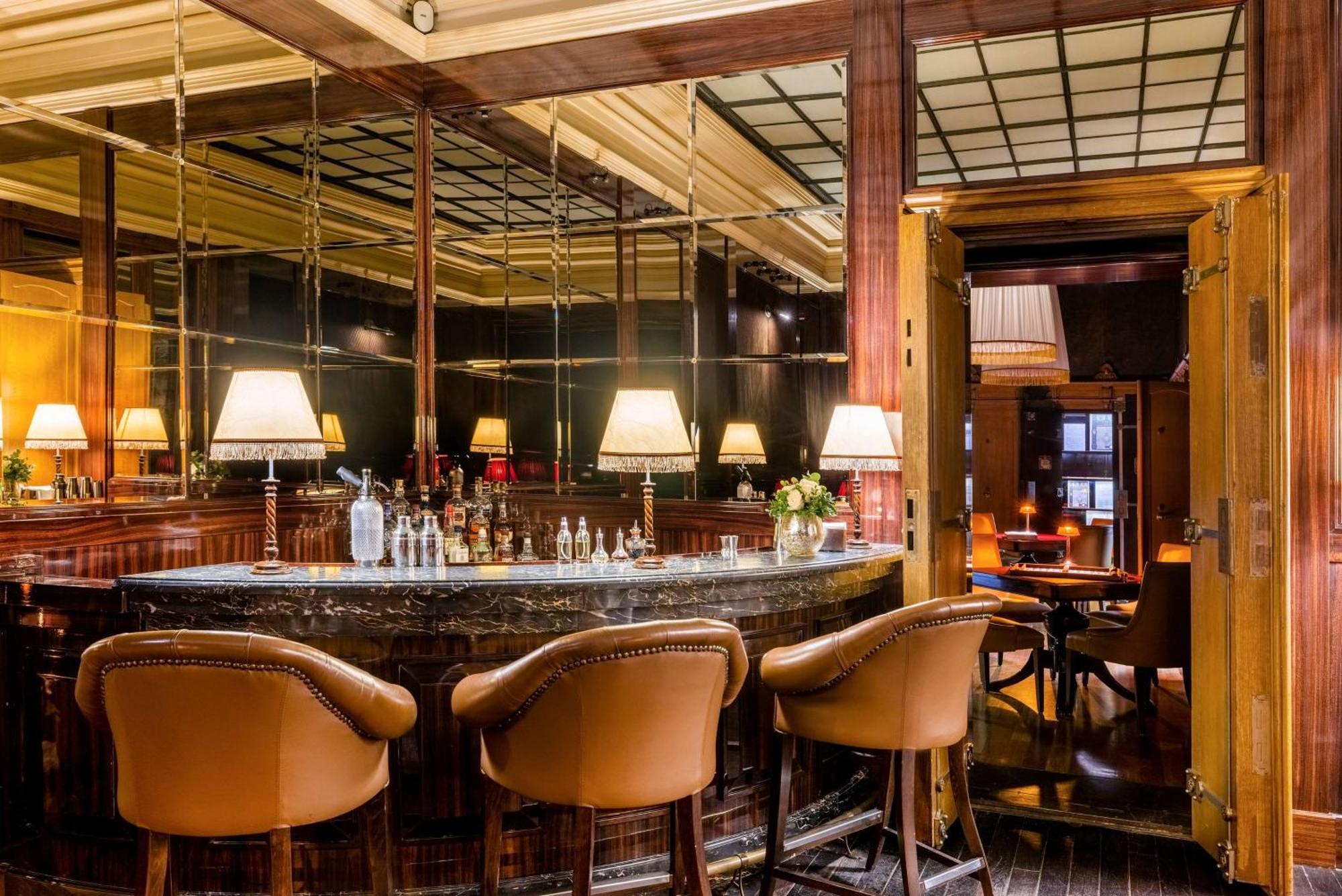 Nh Collection Prague Carlo IV Hotel Exterior photo The bar at the Connaught