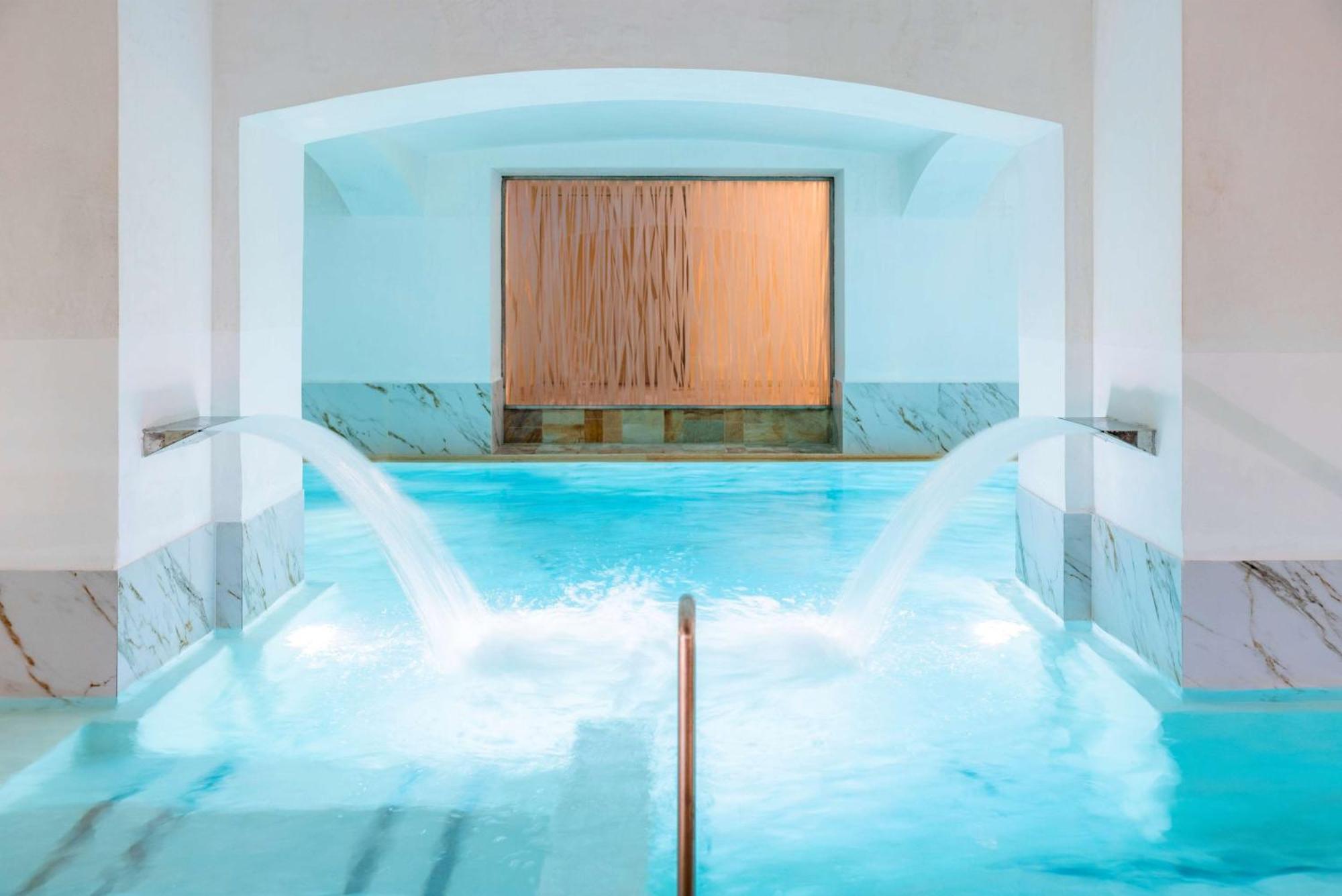 Nh Collection Prague Carlo IV Hotel Exterior photo The spa