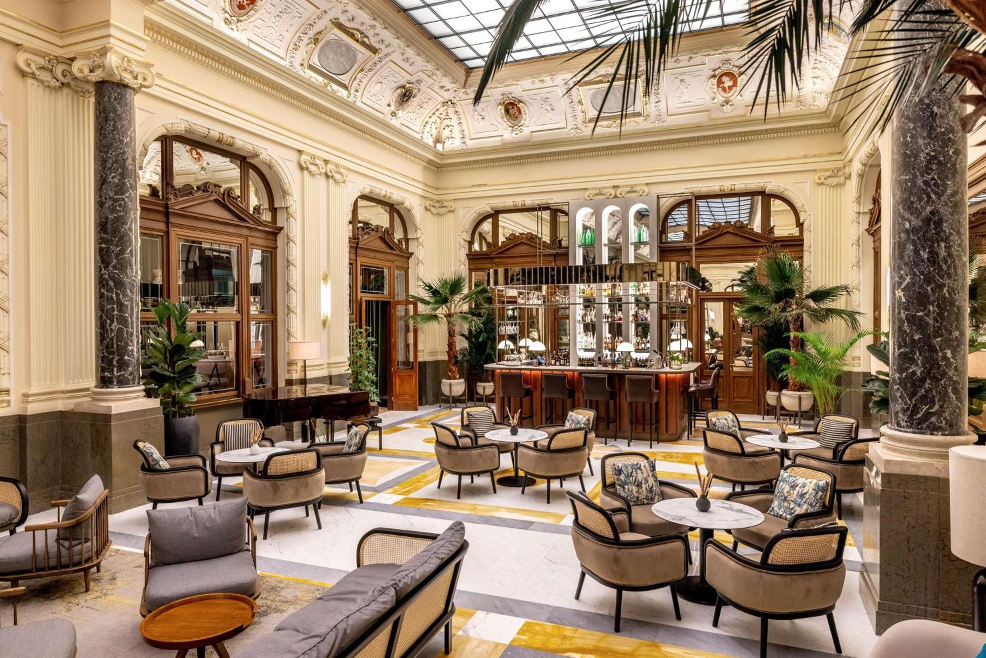Nh Collection Prague Carlo IV Hotel Exterior photo The hotel's lobby