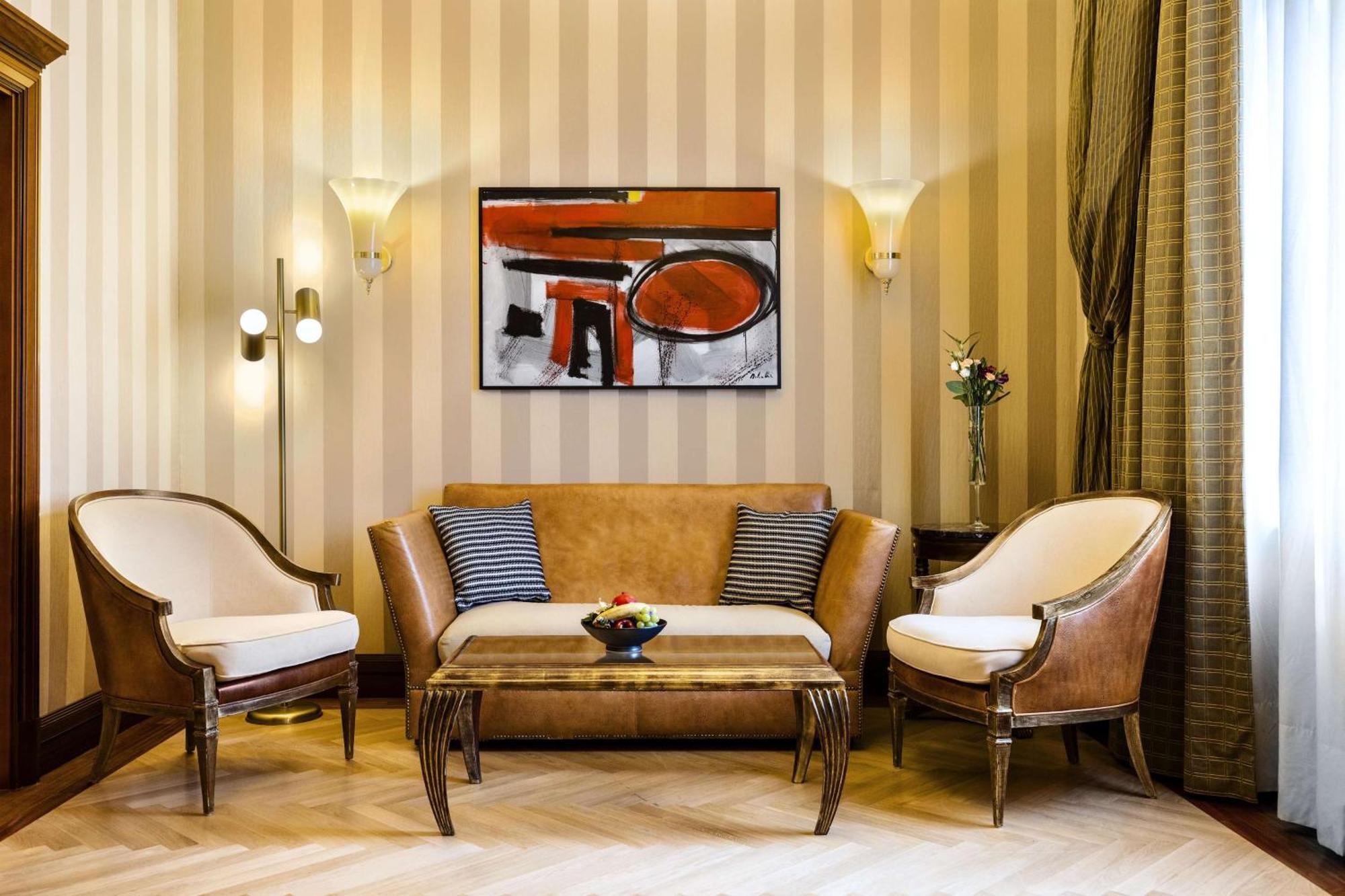 Nh Collection Prague Carlo IV Hotel Exterior photo A suite at the hotel