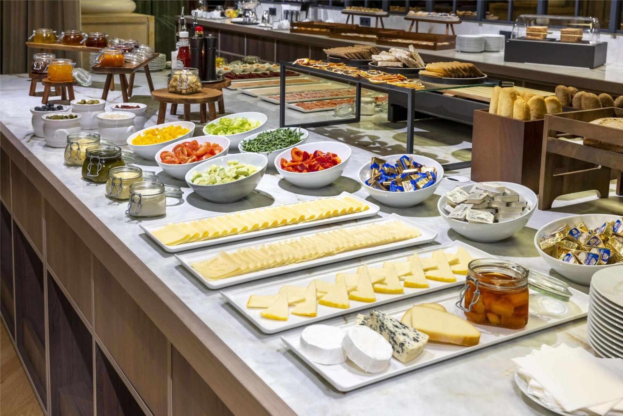 Nh Collection Prague Carlo IV Hotel Exterior photo A cheese platter