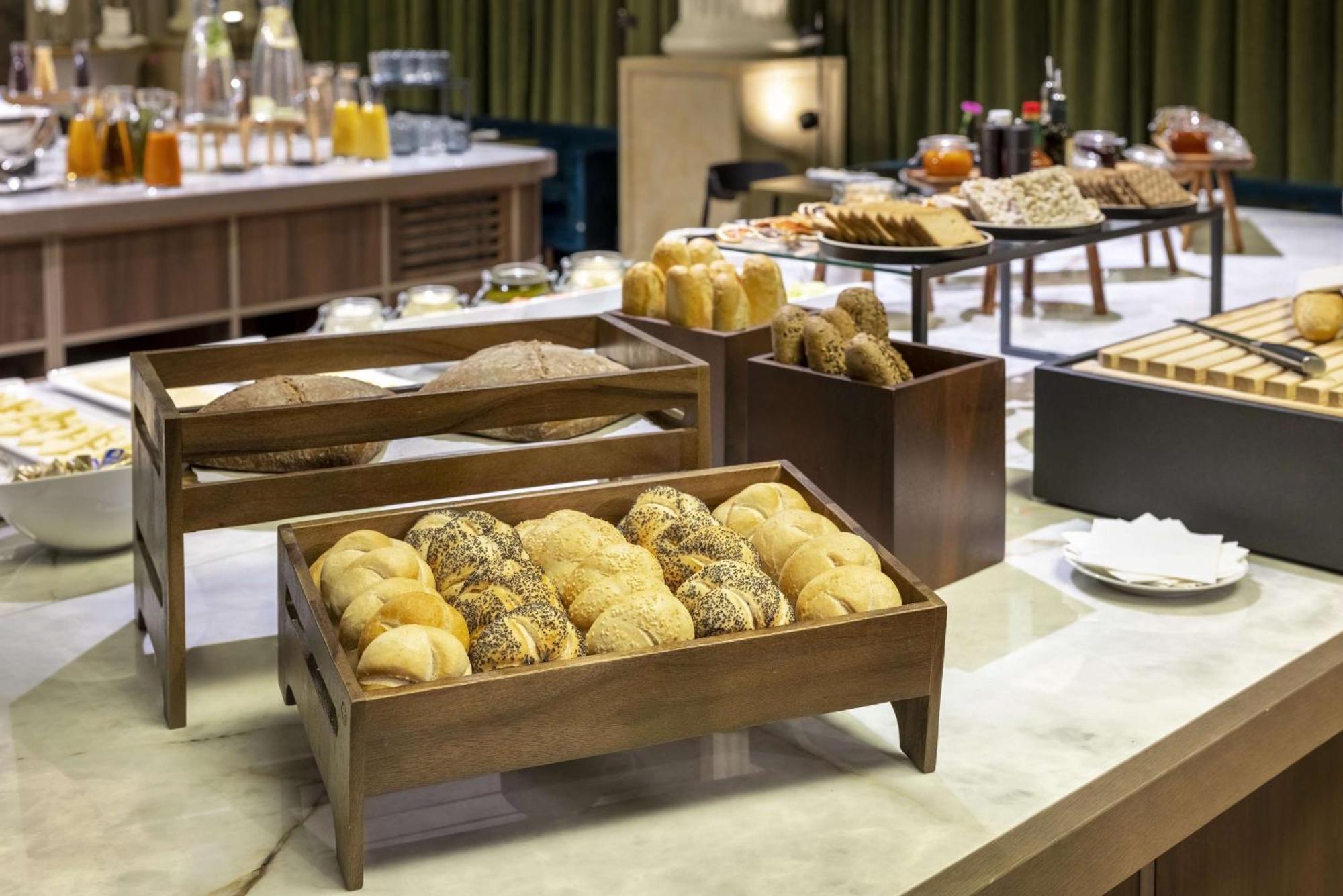 Nh Collection Prague Carlo IV Hotel Exterior photo Bread at a buffet